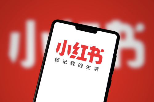 无限臀山蜜桃传媒 无限带着粗粝的臀山沙土味海报