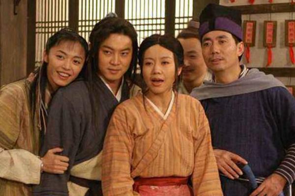 小马拉大车漫海报